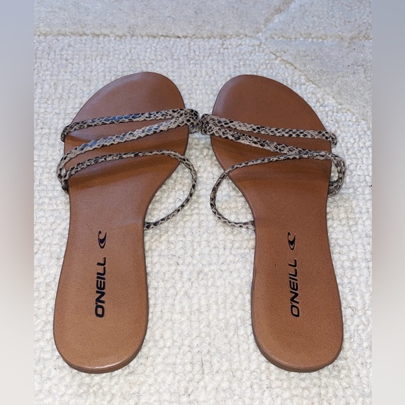 O’Neil Vulcan Sandals - Picture 5 of 10